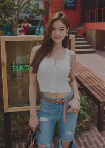 老婆给我戴绿帽子