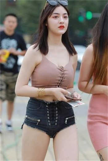 穆娜星空传媒三部
