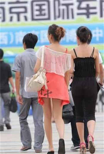 tiktok怎么换国家区域
