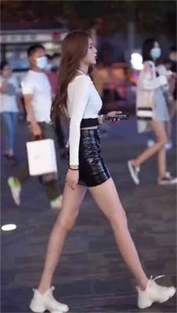 骨傲天第一季全集无修