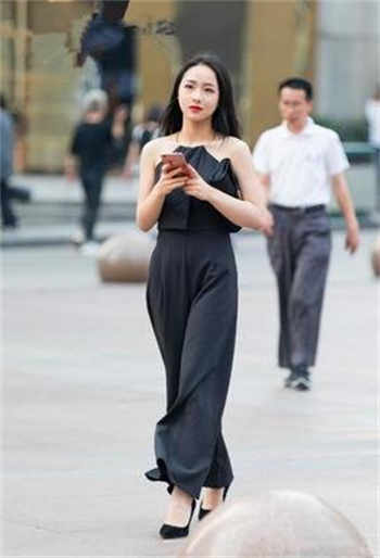 卡在洗衣机的姐姐app