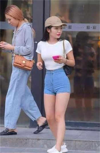 长途汽车上疯狂的一夜