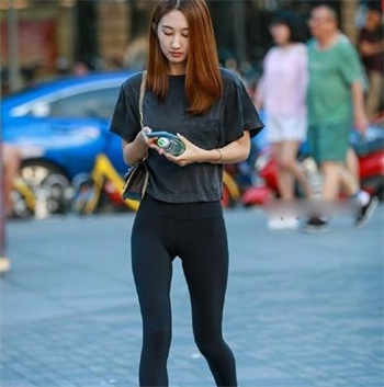 黑雪姬触手