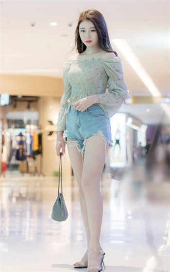 在李伯伯开放家庭