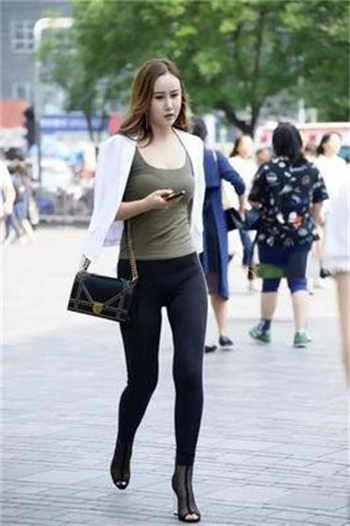 大芭蕉伊人在线观看