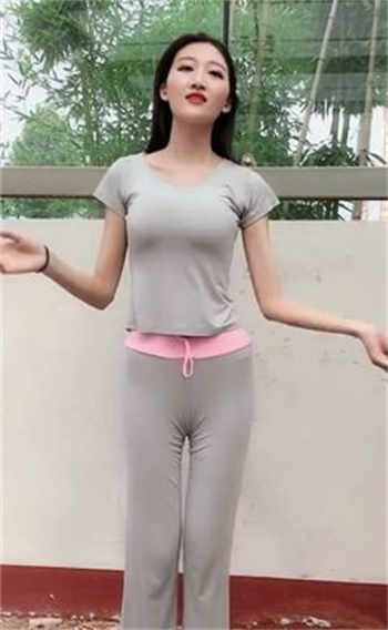 swag妮妮baby照片
