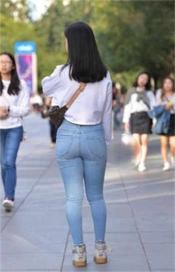 院长办公室院长搞叶