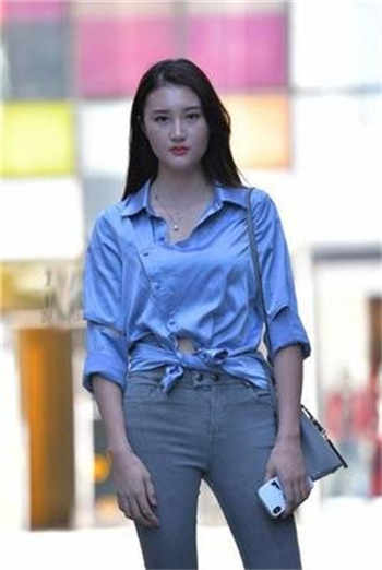 女人为了工作牺牲自己