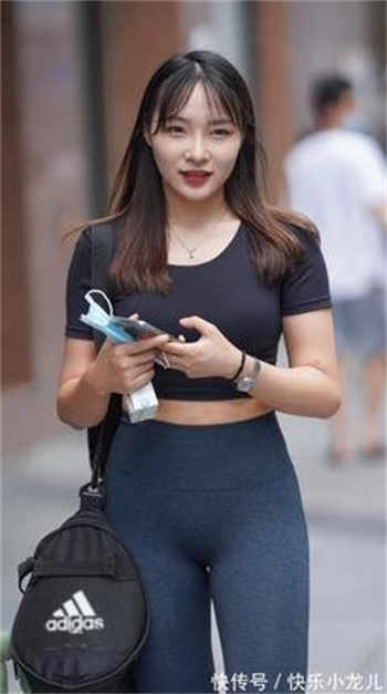 妈妈和爱犬幸之注