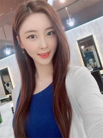 女人黑槟榔